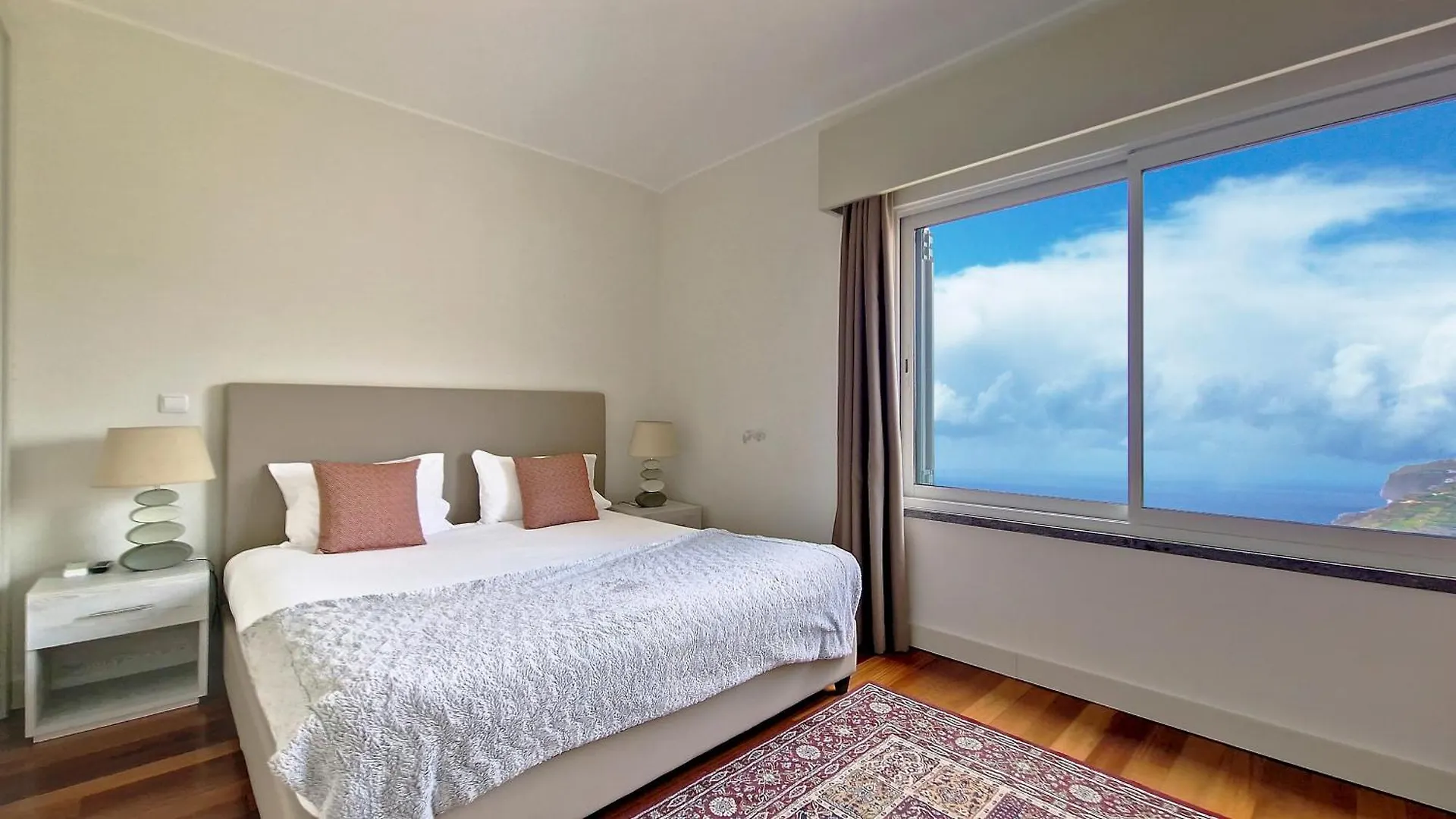 Villa Laura By Lovelystay Calheta  0*, Calheta (Madeira) Portugal