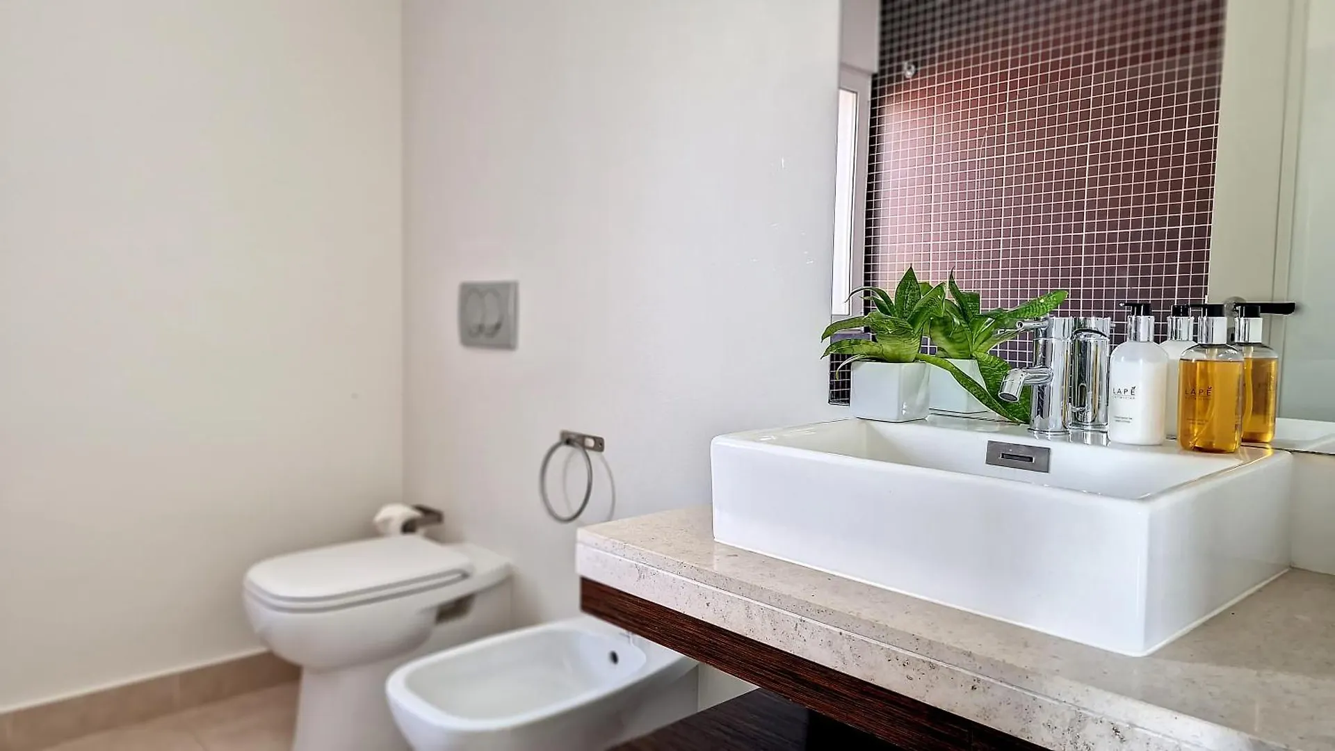 Villa Laura By Lovelystay Calheta  Portogallo